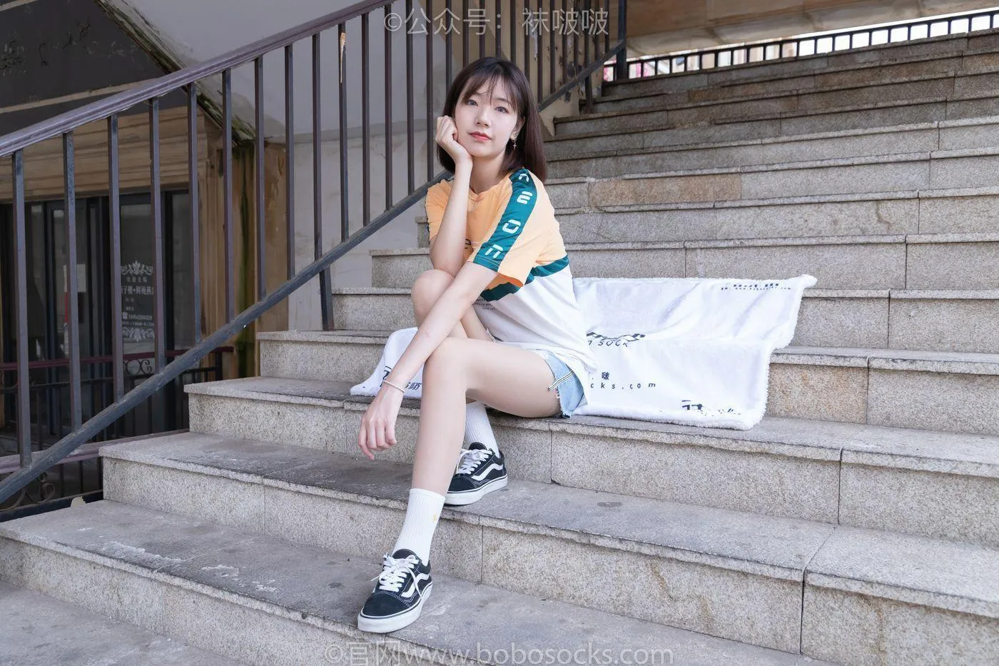 [BoBoSocks袜啵啵]NO.069 小甜豆-vans板鞋、白棉袜、肉丝 [135P]插图5